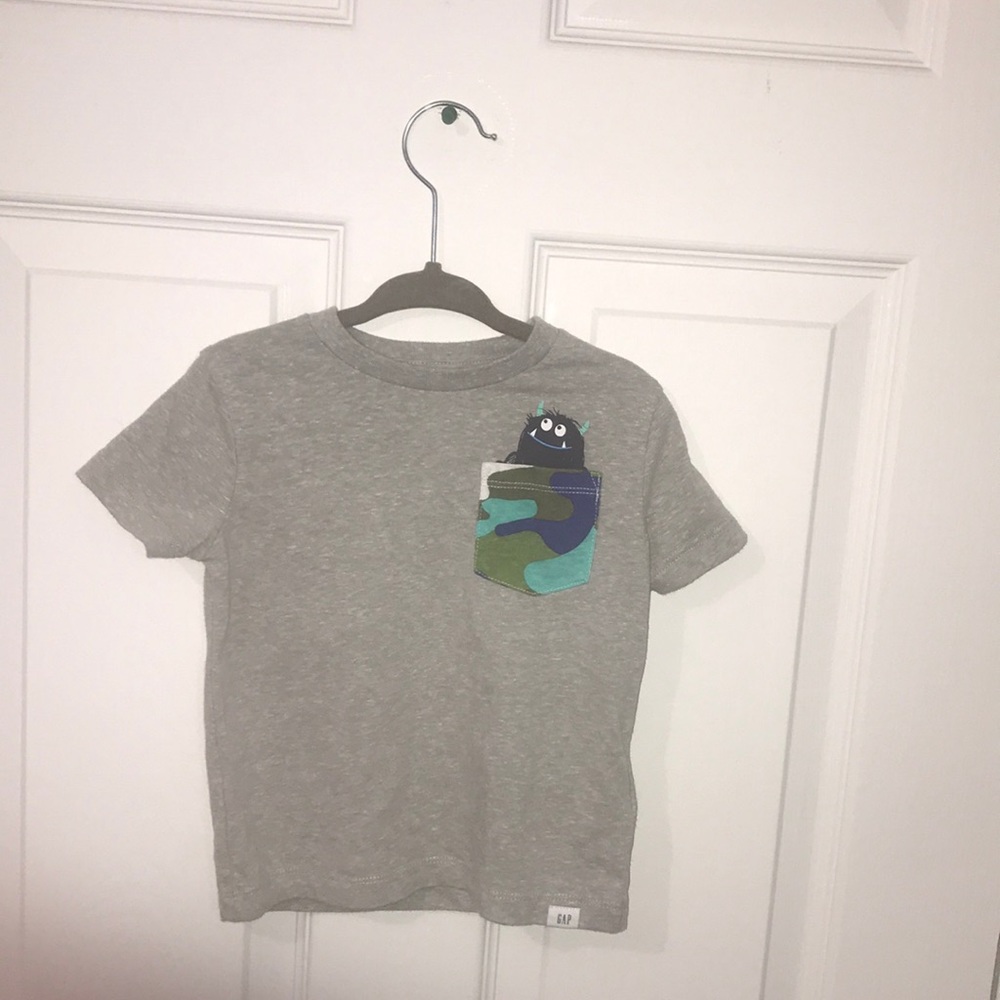 GAP toddler t-shirt